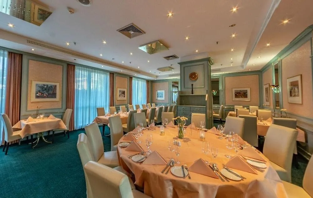 ****  Hotel Amadeus Frankfurt Frankfurt am Main Duitsland