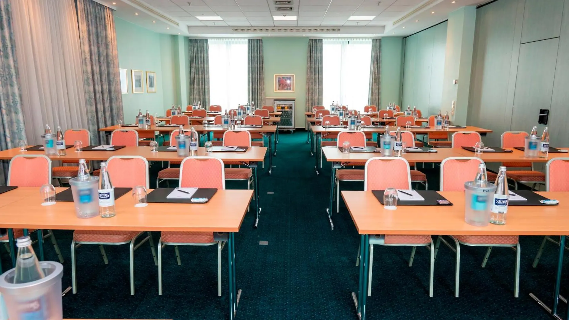 Hotel Amadeus Frankfurt Frankfurt am Main 4*,