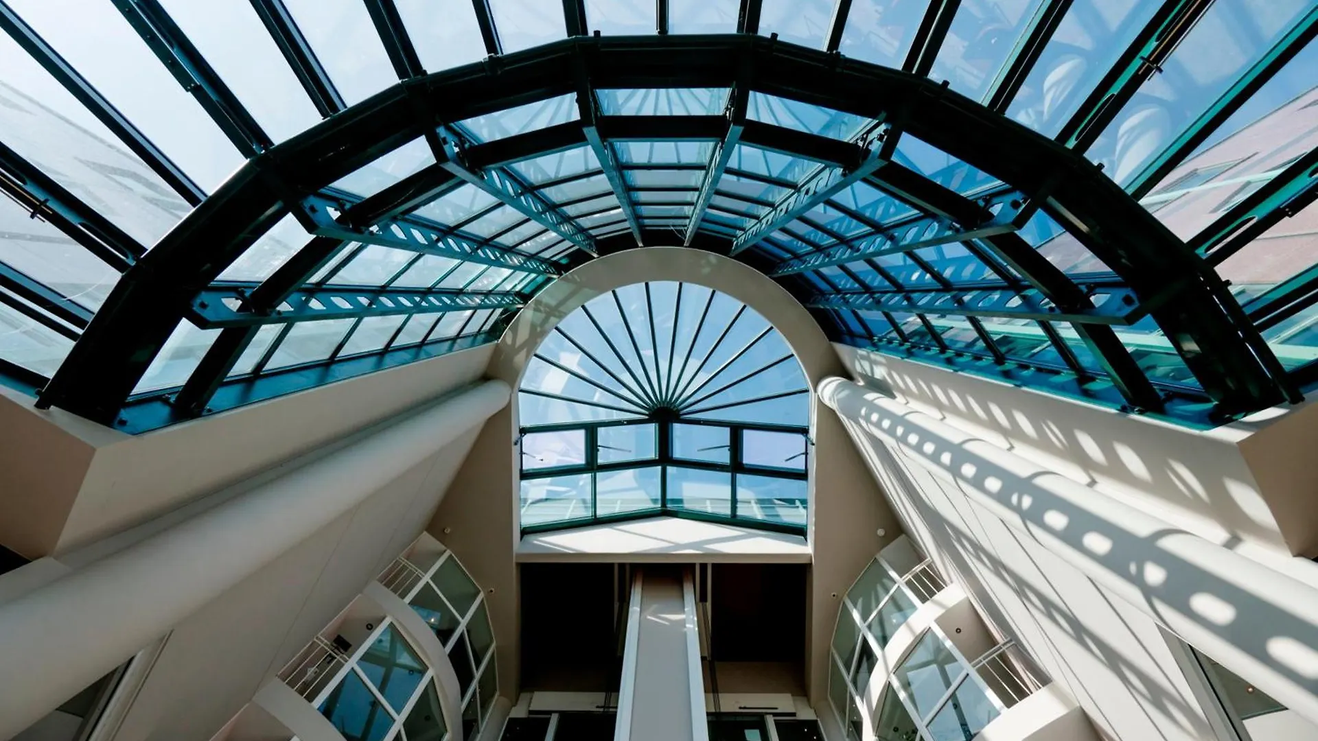 Hotel Amadeus Frankfurt Frankfurt am Main 4*,  Germany